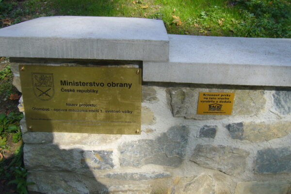 atypické zákrytové desky atypické zákrytové desky